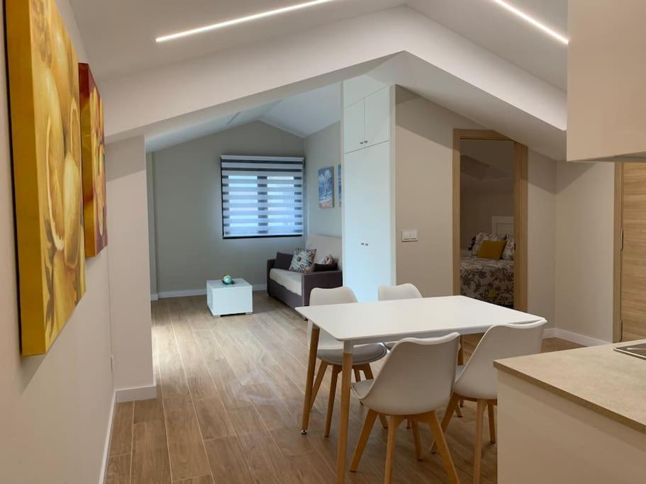 Apartamento D'As Baladas O Grove Bagian luar foto